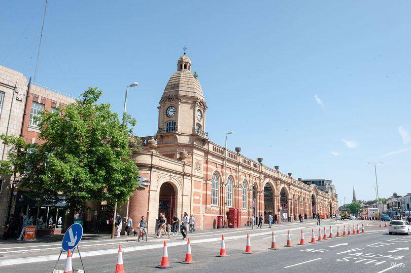 station building photo