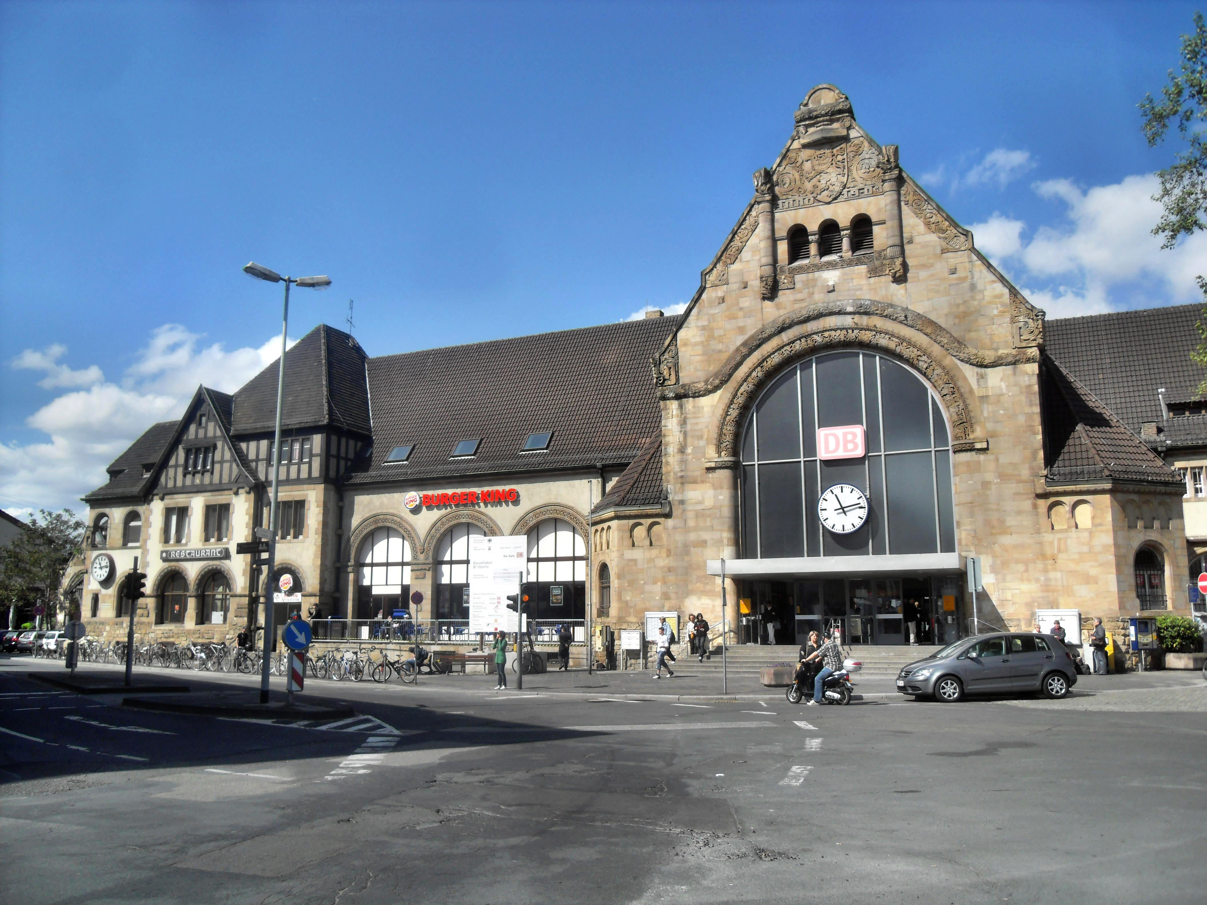Wormser_hauptbahnhof