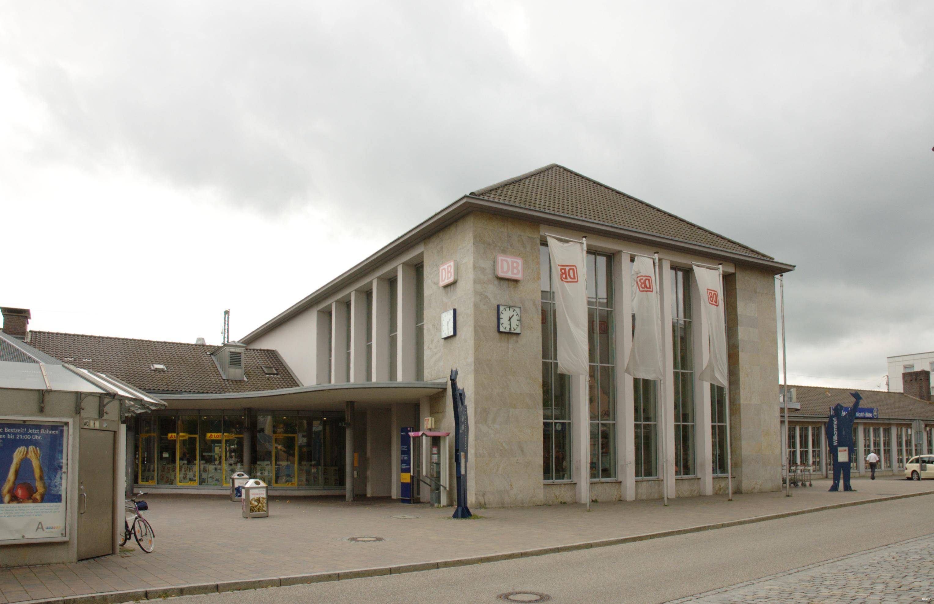 station building photo